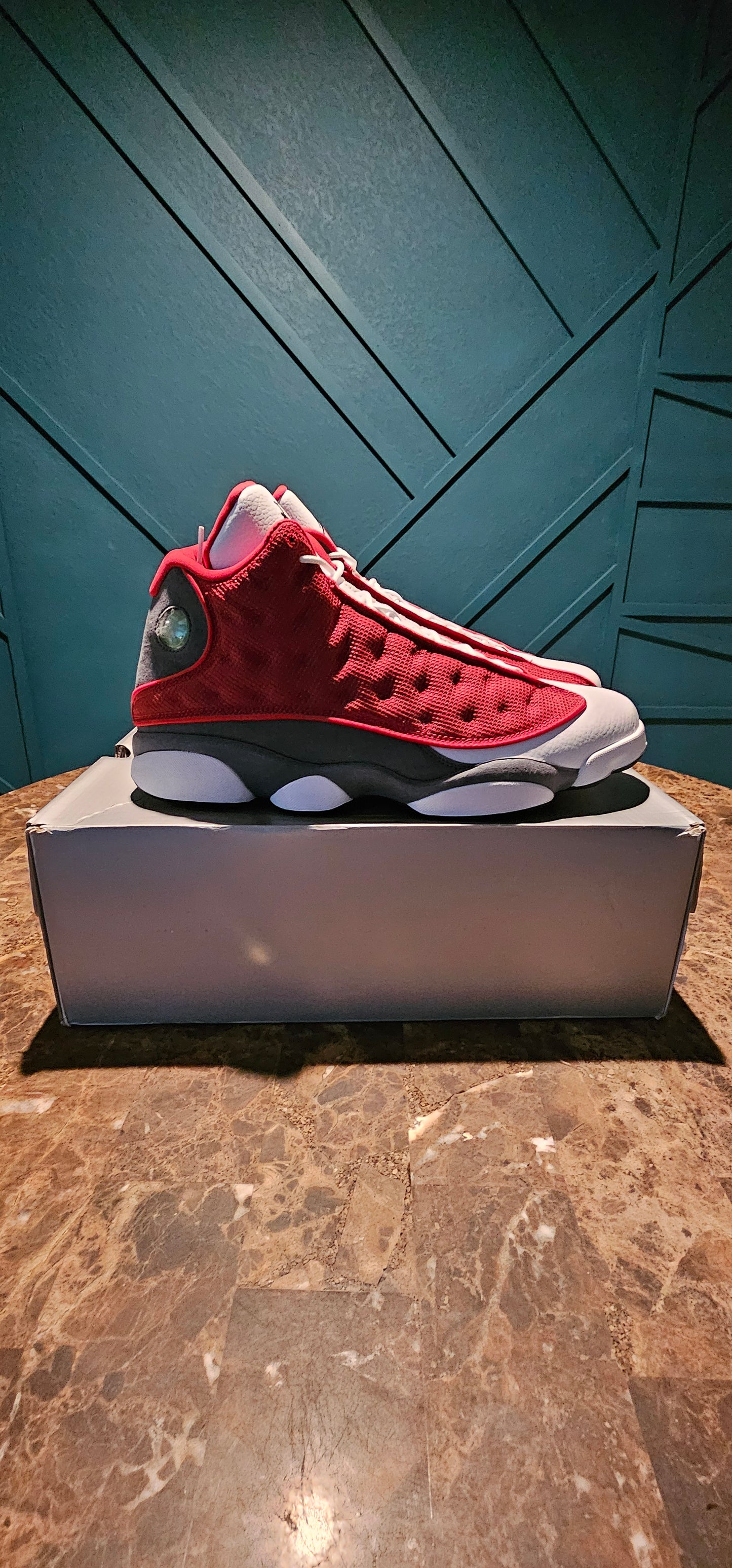 Jordan 13 Retro Gym Red Size 15 (Brand New) SKU: DJ5982-600